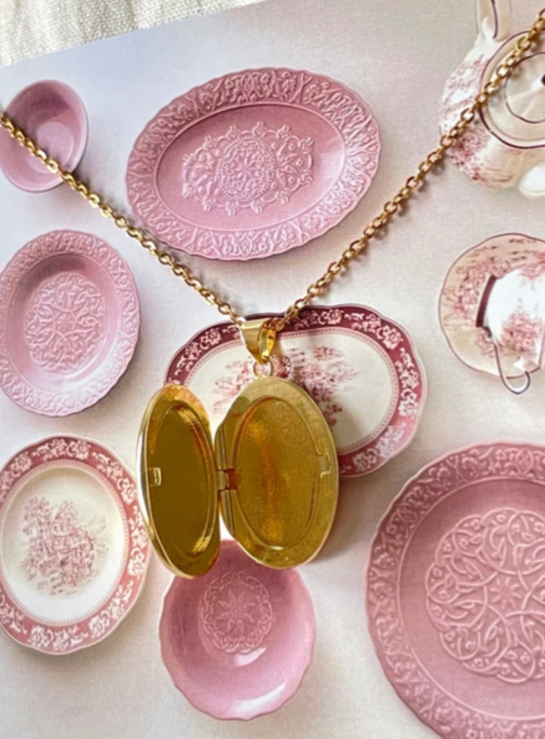 11:11 photo locket