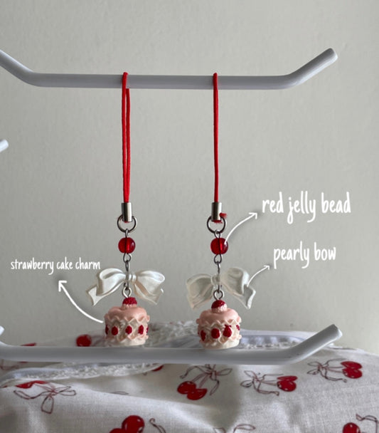 strawberry cake string