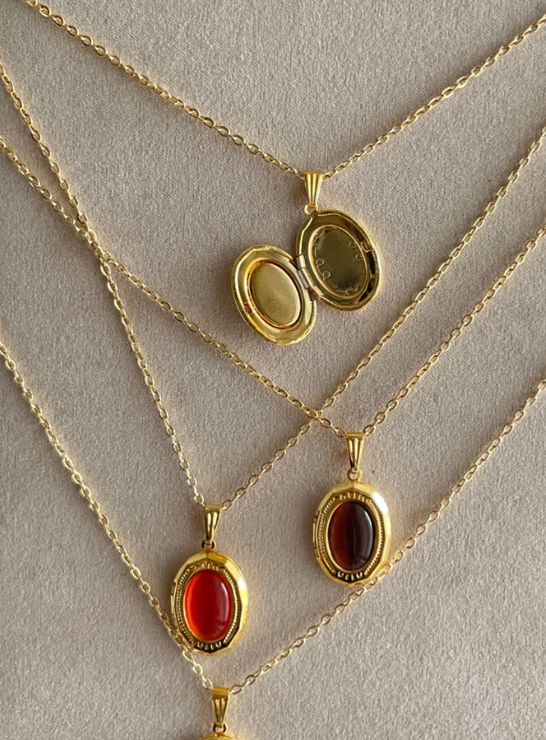vintage jade photo locket