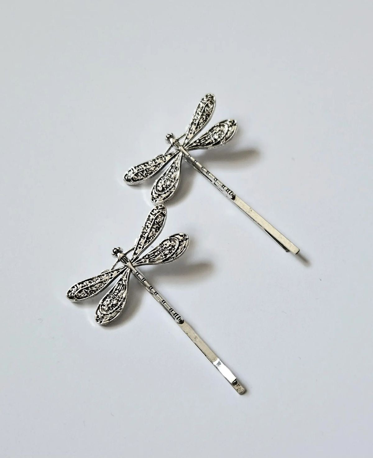 dragonfly pin