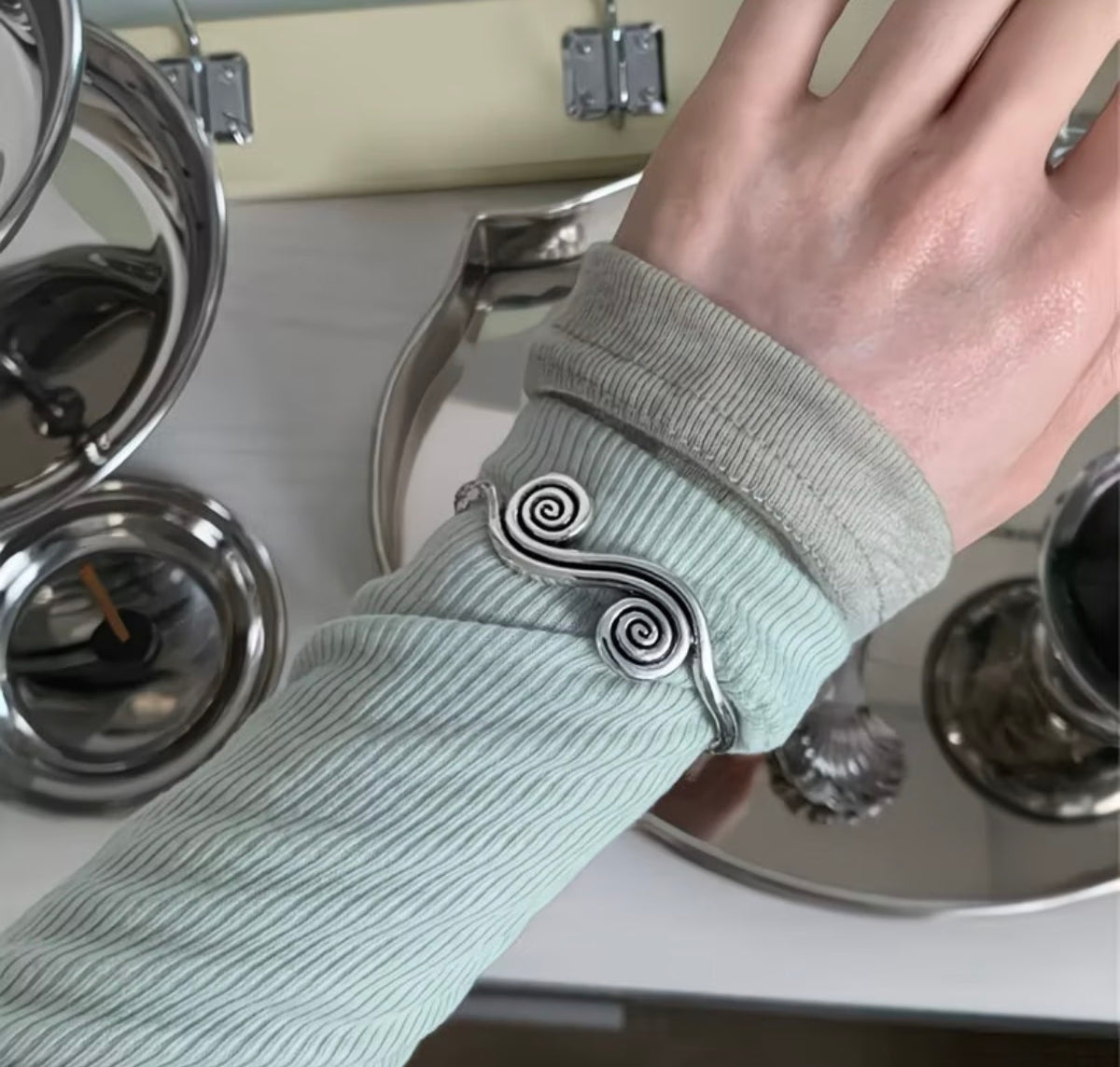 fern coil cuff