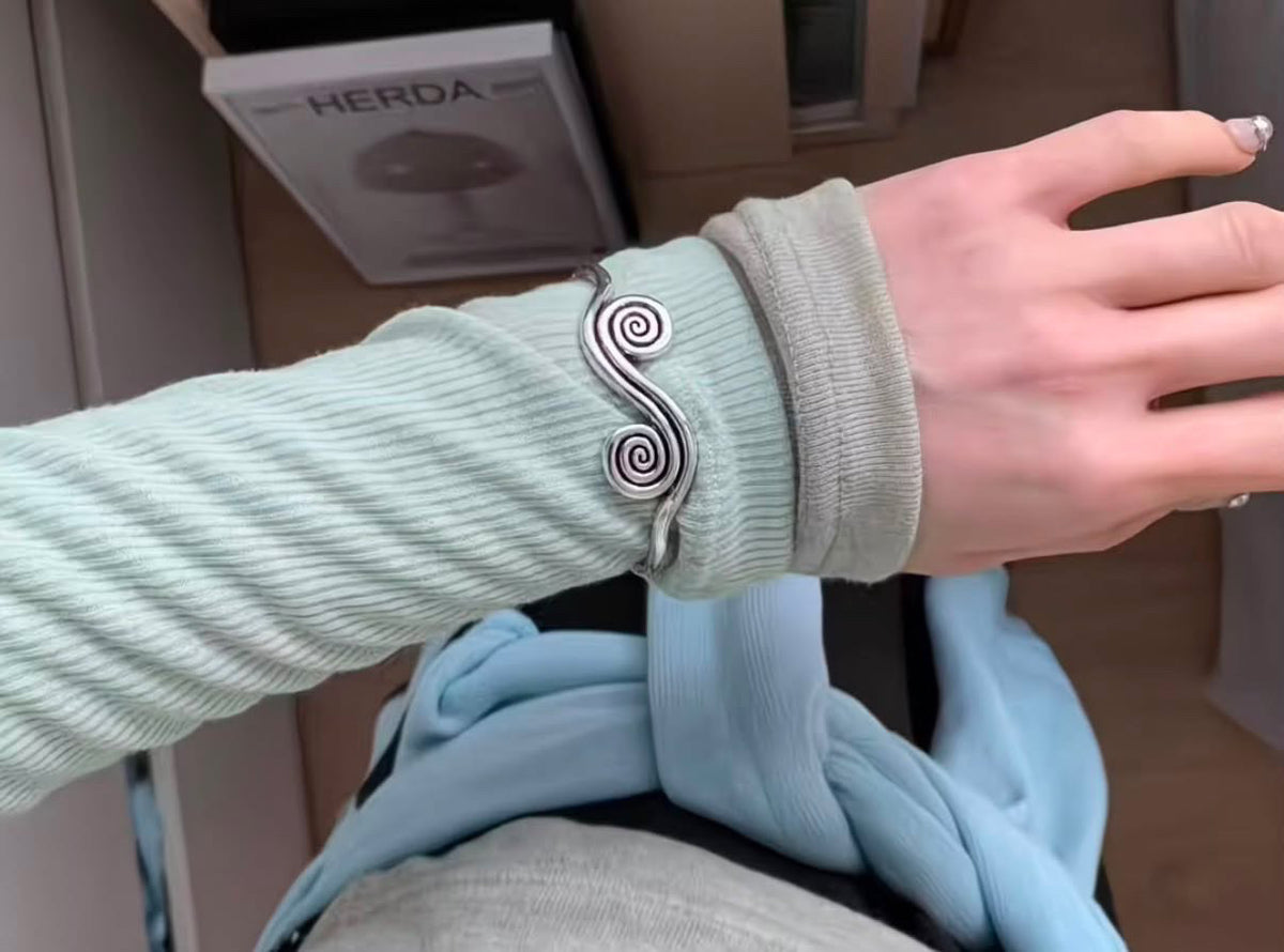 fern coil cuff