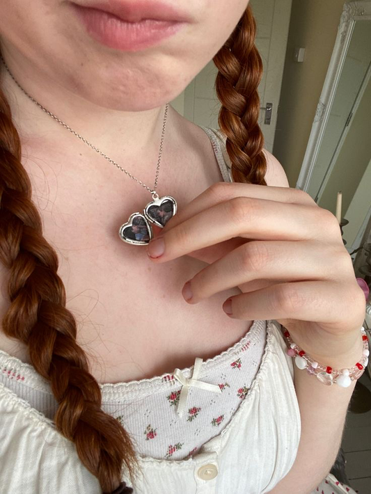 silver memory locket✨